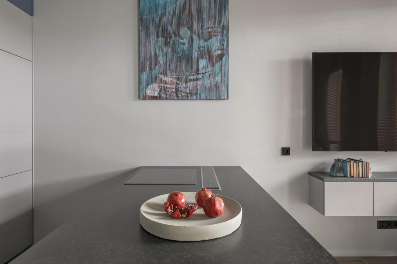Ivis House Modern Apartment In Vilnius Old Town With Balcony VNO Eksteriør billede