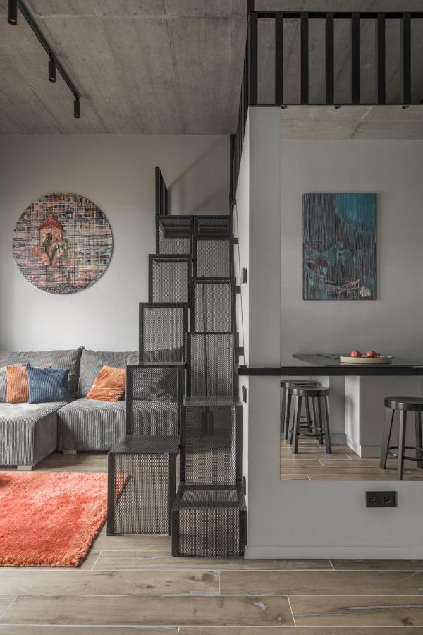 Ivis House Modern Apartment In Vilnius Old Town With Balcony VNO Eksteriør billede